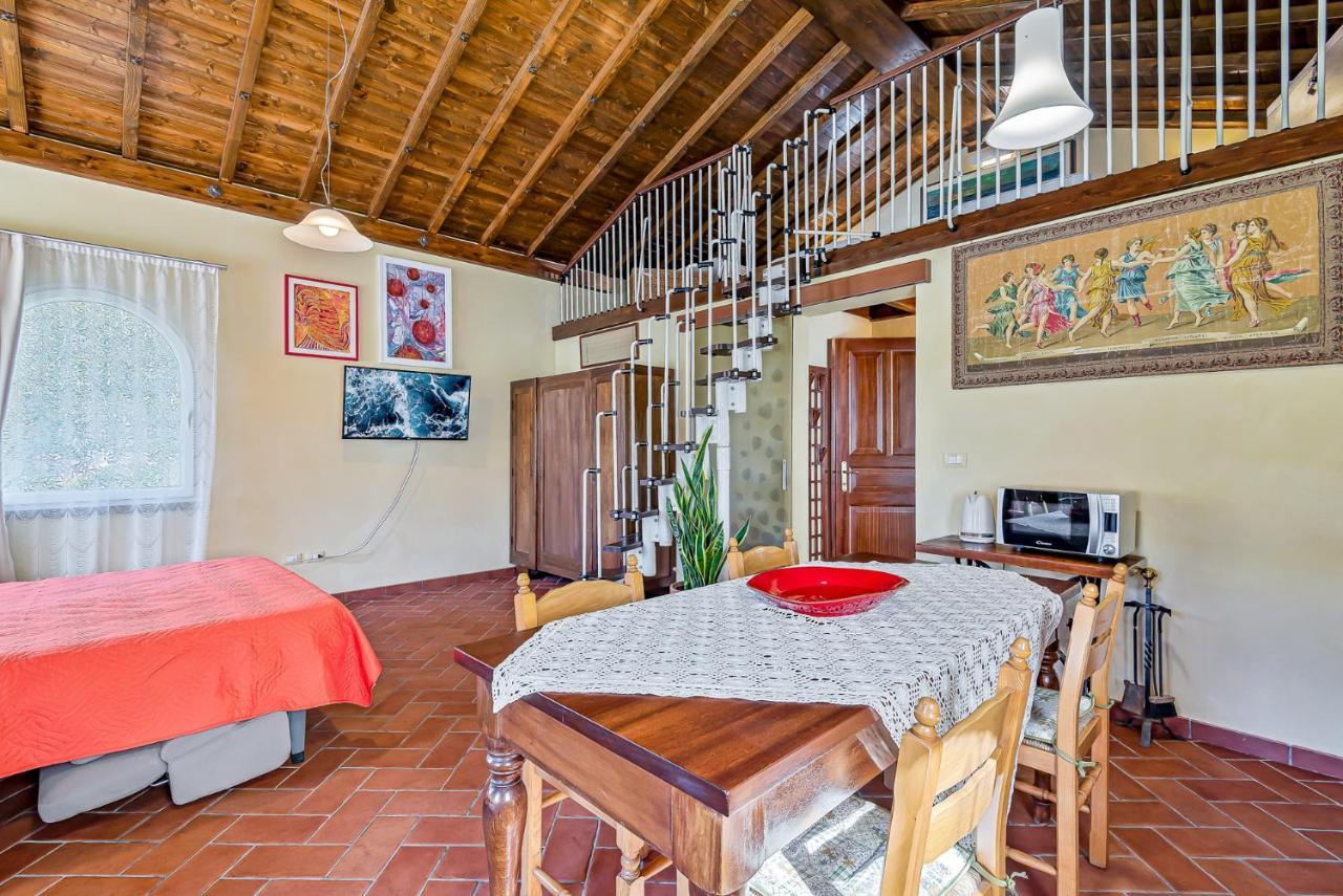 Casa Vacanze Ester ポルヴェラーラ エクステリア 写真