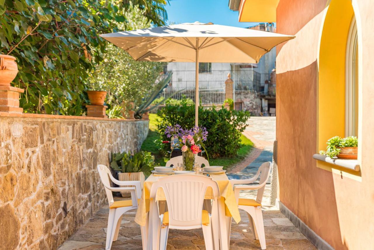 Casa Vacanze Ester ポルヴェラーラ エクステリア 写真