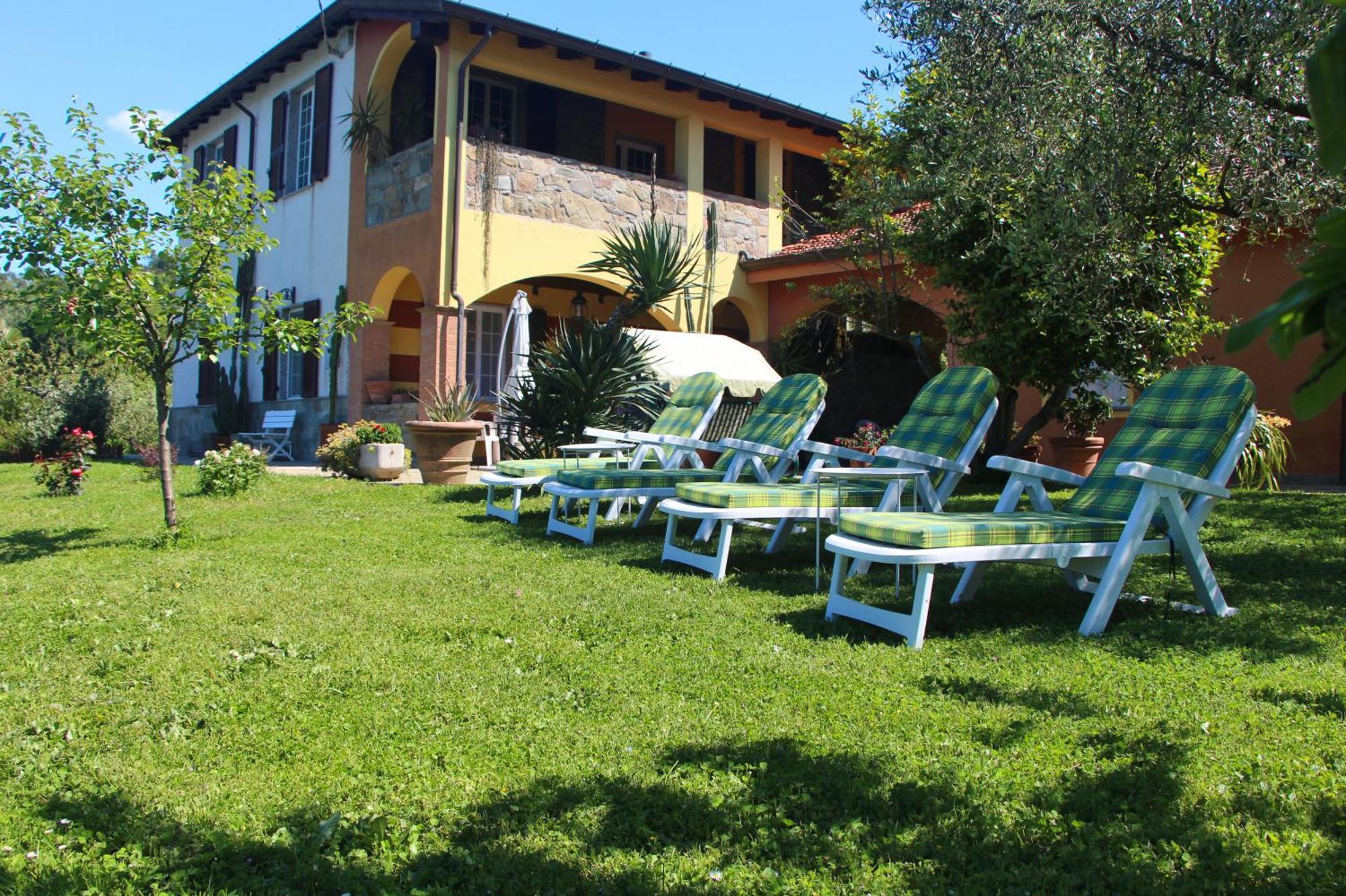 Casa Vacanze Ester ポルヴェラーラ エクステリア 写真